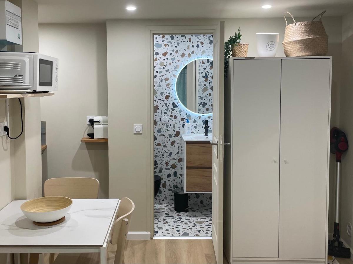 Appartement Palmiers, Coeur De Ville Sur Le Parcours Des Arts Hyeres Ngoại thất bức ảnh