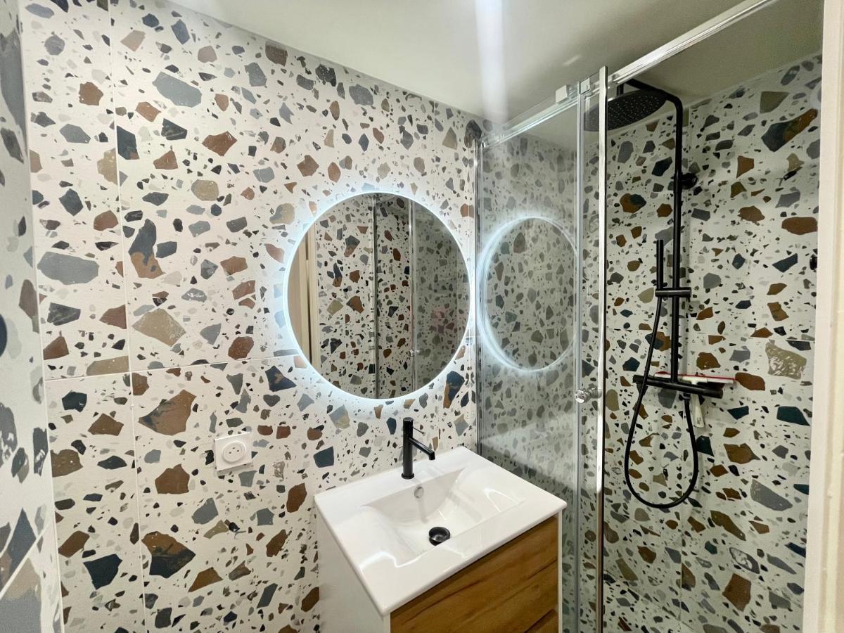 Appartement Palmiers, Coeur De Ville Sur Le Parcours Des Arts Hyeres Ngoại thất bức ảnh